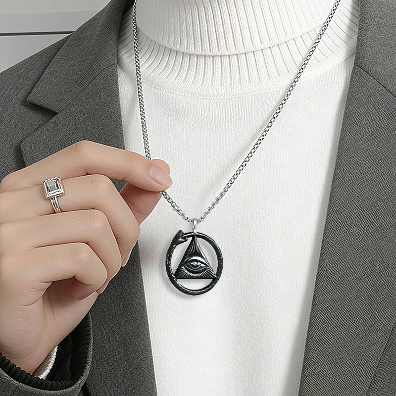 Colar com Pingente de Cobra em - Jewelry & Watches Company avaliação e preço